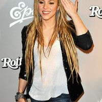 big_shakira_launch_7829.jpg