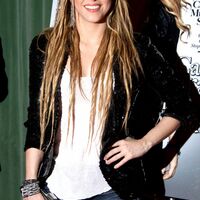 big_shakira_rolling_stone_5342.jpg