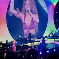 180613-Shakira-19.jpg