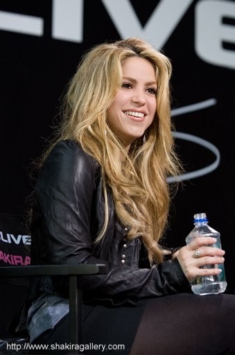 Shakira_11123817.jpg