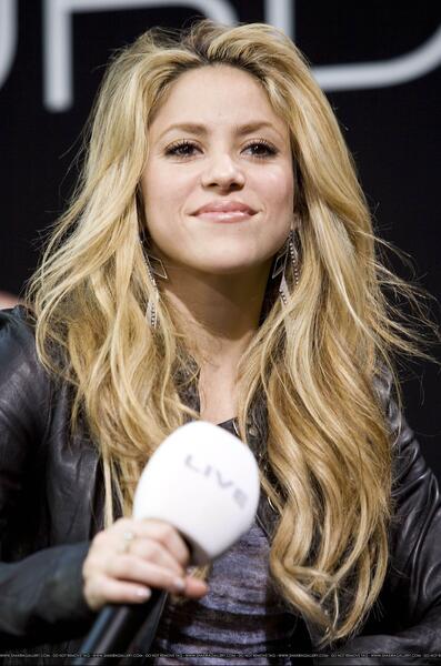 LMK_Shakira_Album_Launch_04.jpg