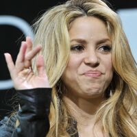 Shakira-BURDA_LIVE_event_in_Offenburg-11_122_352lo.jpg