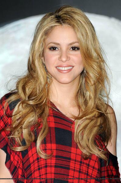 ~Estrellas_Latinas~Shakira_es_una_Loba_Suelta_en_Madrid~MW_SEULSEM090929_19.jpg