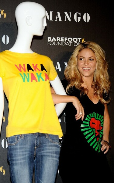 shakira-060410-8.jpg