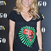 SHAKIRA_MANGO_28229.jpg