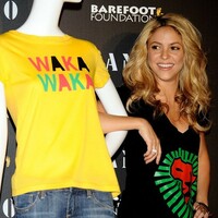 shakira-060410-8.jpg