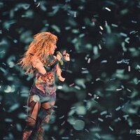 shakira-02-arena-ea211.jpg