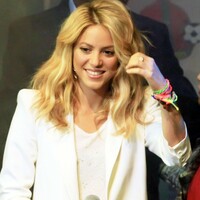 shakira-060910-1.jpg