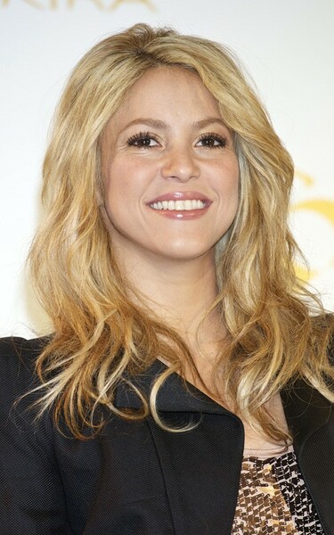 shakira-062210-4.jpg