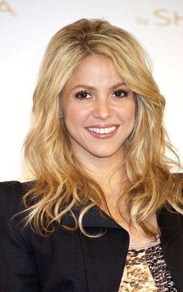 shakira-062210-8.jpg