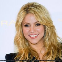 FP_5247549_TRG_Shakira_Fragrance_062210.jpg