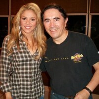 shakira-y-arturo-barrientos-300x289.jpg