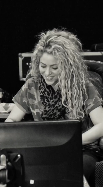 cap_www_shakira-online_fr_00011.png