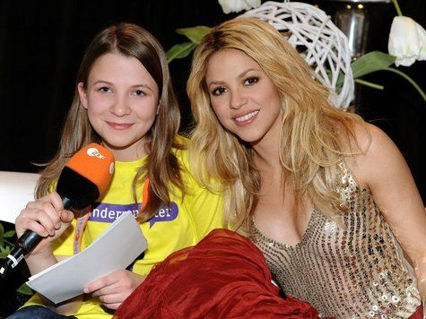 shakira_logo_interview.jpg