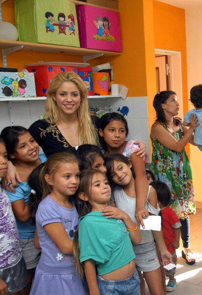 shakira-villa-21-4.jpg