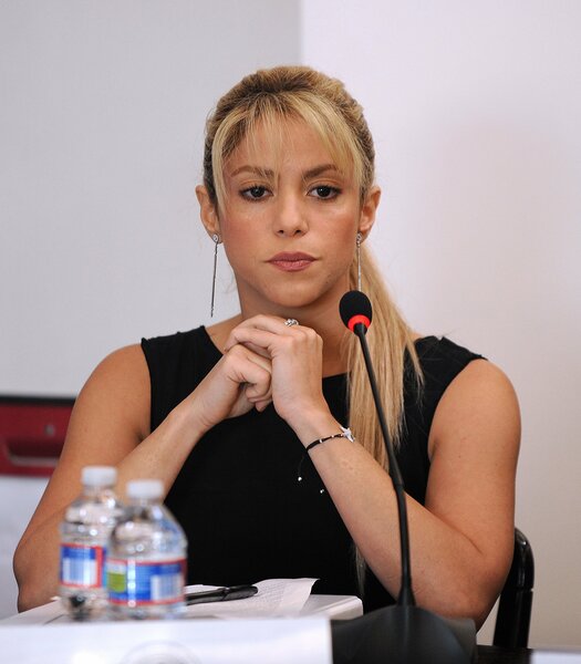 SHAKIRA_28629.jpg