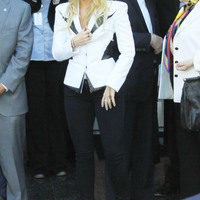 STAR_Shakira_28429.jpg