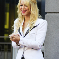 STAR_Shakira_28929.jpg