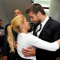 Shakira2BShakira2BGerald2BPique2Bisrael2B-la-bRk5ZpWl.jpg