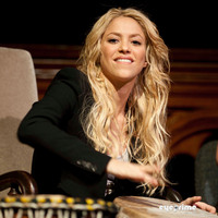 shakira_eyeprime_07.jpg