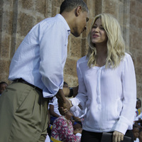 Shakira_Obama_281329.jpg