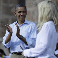 Shakira_Obama_281729.jpg