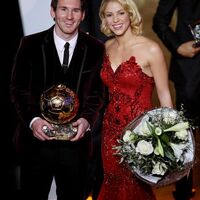 Shakira2BFIFA2BBallon2BGala2B20112BHg1gLVwNVLcl.jpg