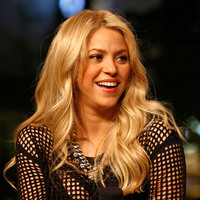 Shakira_EXTRA_show_283329.jpg