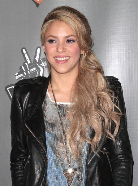 SHAKIRA_VOICE_LA_28529~0.jpg