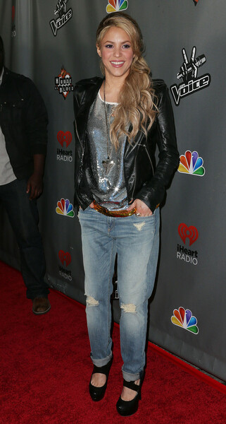 Shakira2BNBC2BVoice2BSeason2B42BRed2BCarpet2BEvent2BV6ojzO4HL5dx.jpg