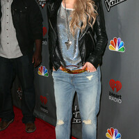 Shakira2BNBC2BVoice2BSeason2B42BRed2BCarpet2BEvent2BrId1jZGirBcx.jpg