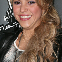 Shakira2BNBC2BVoice2BSeason2B42BRed2BCarpet2BEvent2BtW-b5Zmq4max.jpg