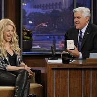 shakira_tonight_show_msb2B2525284252529.jpg