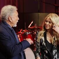 shakira_tonight_show_msb2B2525287252529.jpg