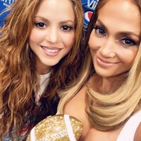 JLo-1222953821044985860-20200130_194446-img2.jpg