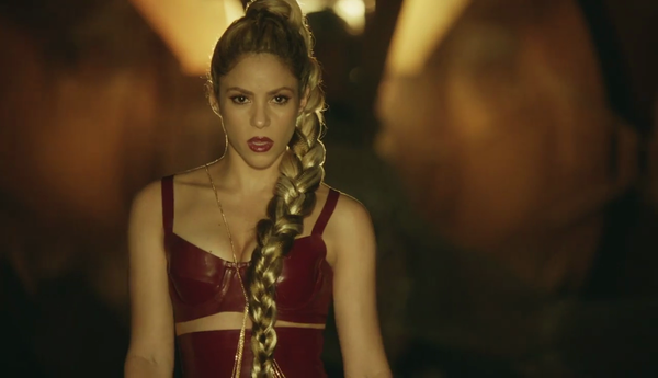 perrofiel_www_shakira-online_fr_00036.png