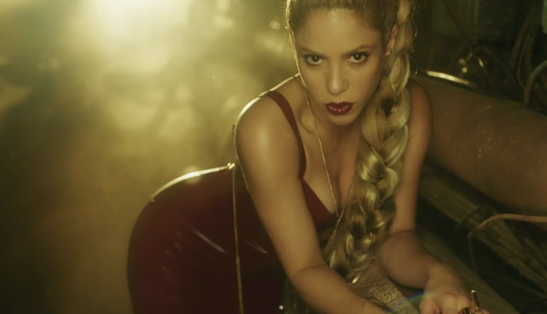 perrofiel_www_shakira-online_fr_00041.png