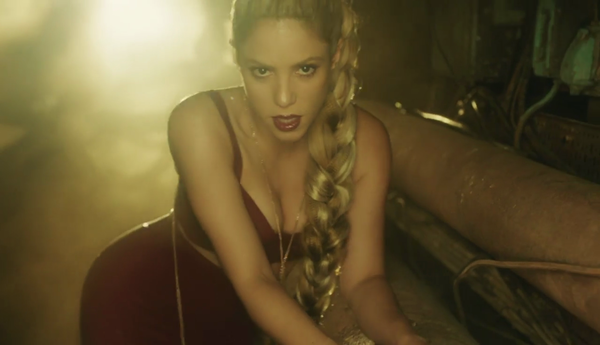 perrofiel_www_shakira-online_fr_00042.png