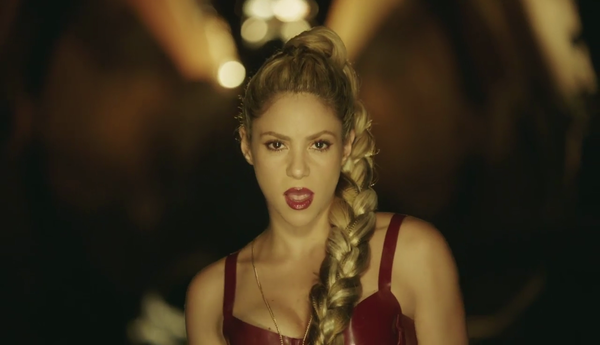 perrofiel_www_shakira-online_fr_00134.png