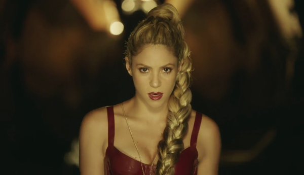 perrofiel_www_shakira-online_fr_00135.png