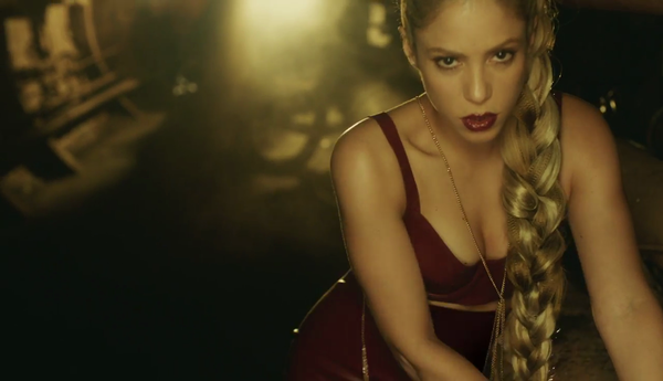 perrofiel_www_shakira-online_fr_00188.png