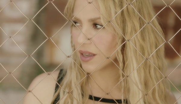 meenamore_www_shakira-online_fr_00009.png