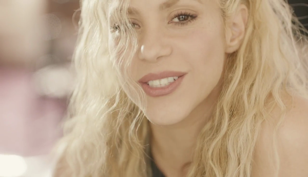 meenamore_www_shakira-online_fr_00017.png