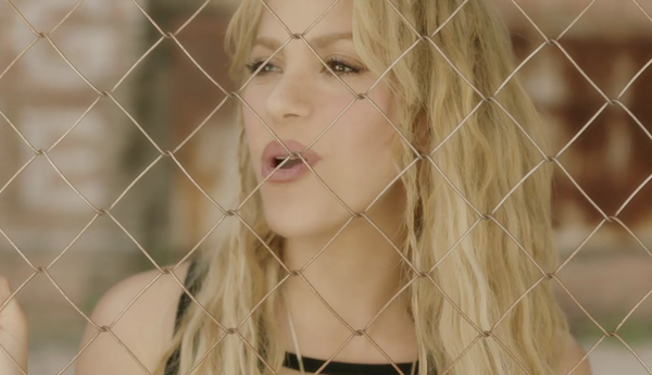 meenamore_www_shakira-online_fr_00035.png