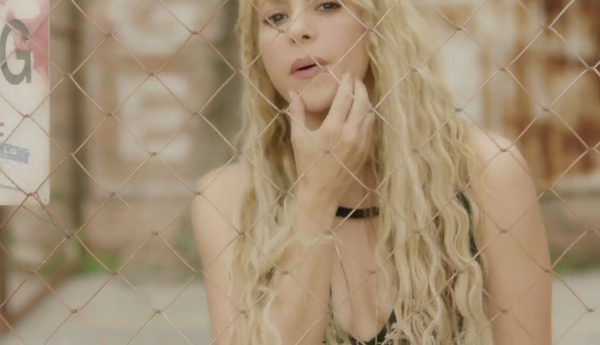 meenamore_www_shakira-online_fr_00063.png