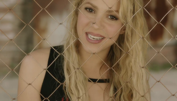 meenamore_www_shakira-online_fr_00178.png