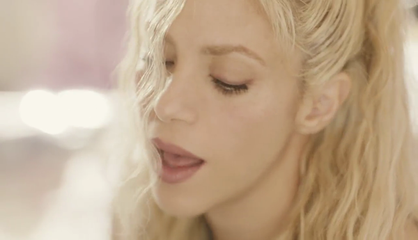 meenamore_www_shakira-online_fr_00180.png