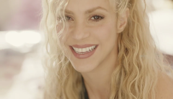 meenamore_www_shakira-online_fr_00201.png