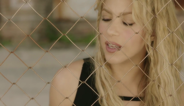 meenamore_www_shakira-online_fr_00211.png