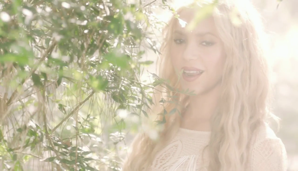 meenamore_www_shakira-online_fr_00216.png